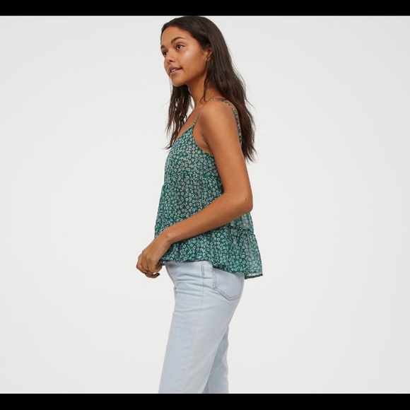 H&M Voluminous Camisole Top - Picture 2 of 3